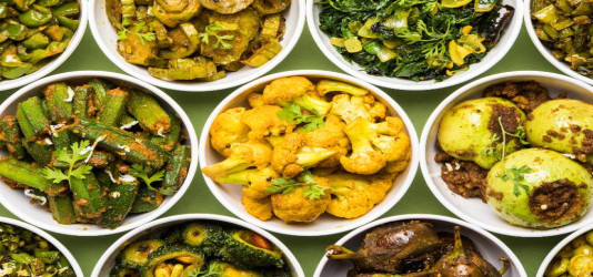 VEGETARIAN CURRIES